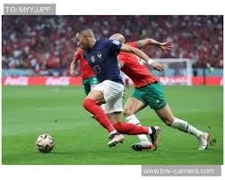 NFL常规赛神奇接球镜头： 伯克斯极限后仰揽月 纳库阿秀神仙接球